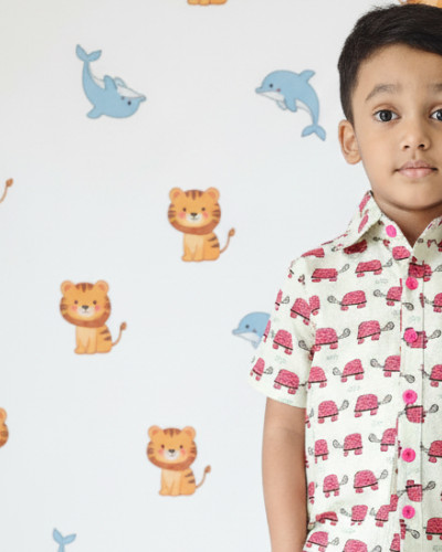 Kids Cotton Half Sleeves Shirt Shorts Set With Turle print pink