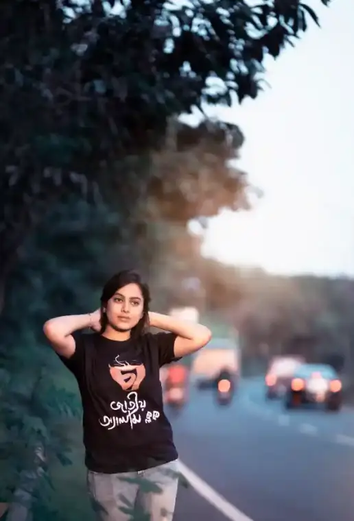 A weRbangali customer wearing a Bengali graphic tee