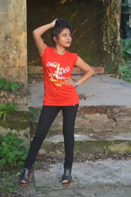 A weRbangali customer wearing a Bengali graphic tee — Fanbook photo 26